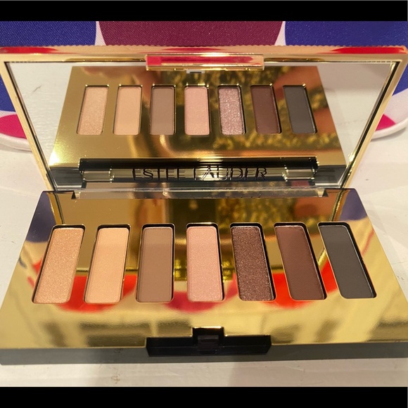 🎉Host Pick🎉Estēe Lauder Limited Edition Eyeshadow Palette Bundle - Picture 6 of 7